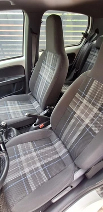 Volkswagen up! cena 25500 przebieg: 165000, rok produkcji 2016 z Rawicz małe 254